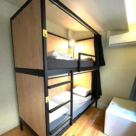 Onefam Ribeira Hostel ปอร์โต ภายนอก รูปภาพ