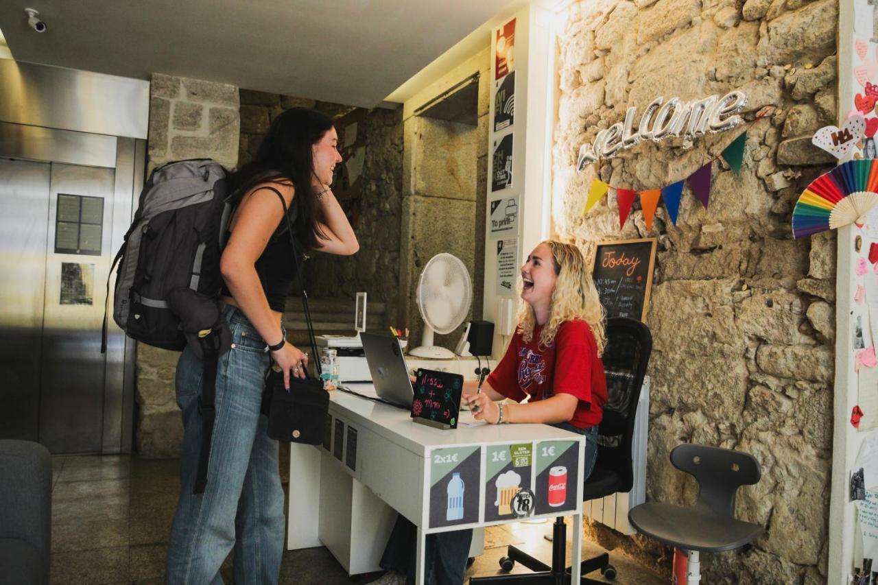 Onefam Ribeira Hostel ปอร์โต ภายนอก รูปภาพ