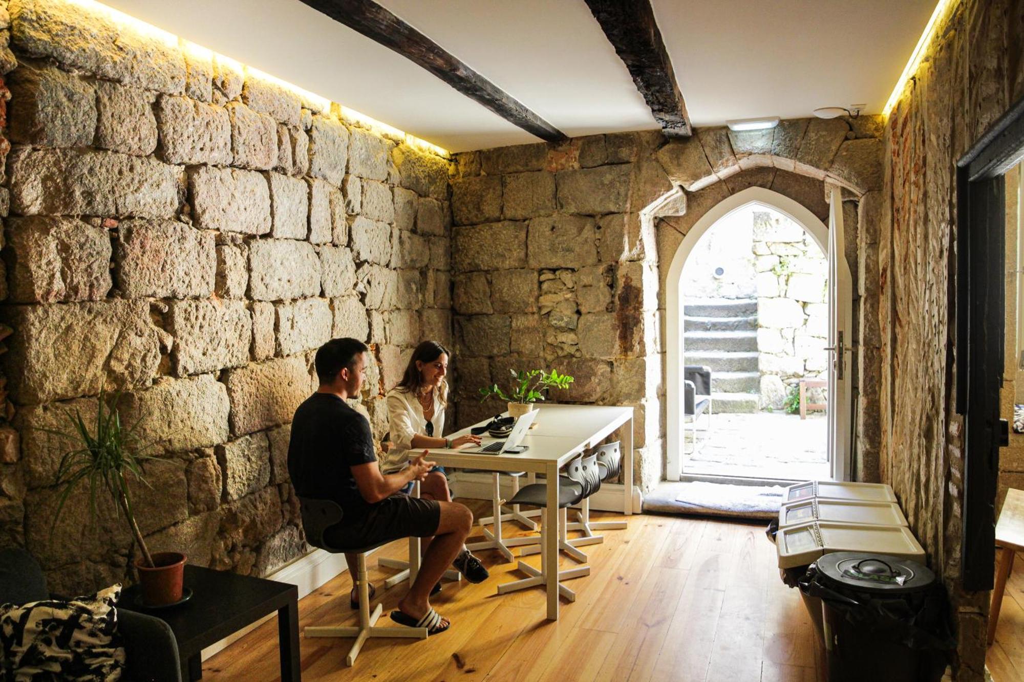 Onefam Ribeira Hostel ปอร์โต ภายนอก รูปภาพ